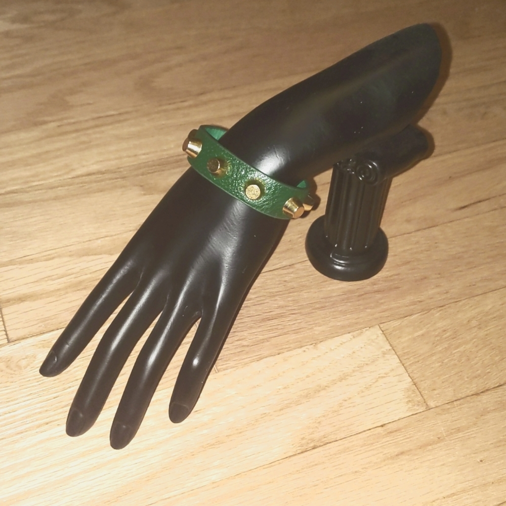 Green bracelet